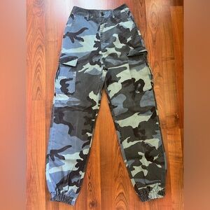 PrettyLittleThing Camo Pants